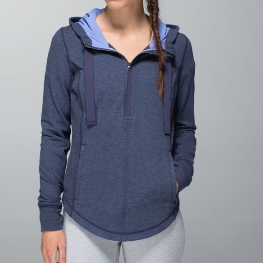 Lululemon Post Sweat Pullover
Heathered Cadet Blue